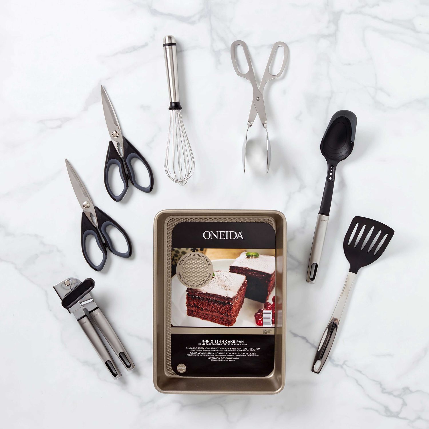 Oneida Oneida Kitchen 9 x 13 Textured Cake Pan 899114 051544147539