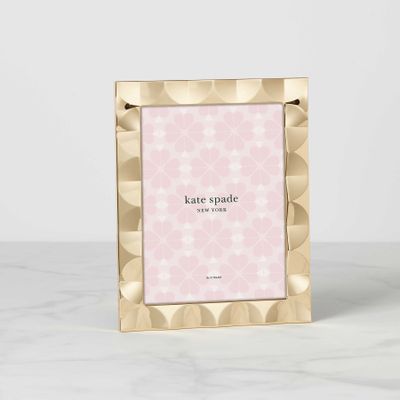 Kate Spade South Street 8 x 10 Gold Scallop Picture Frame 892114, 882864863621