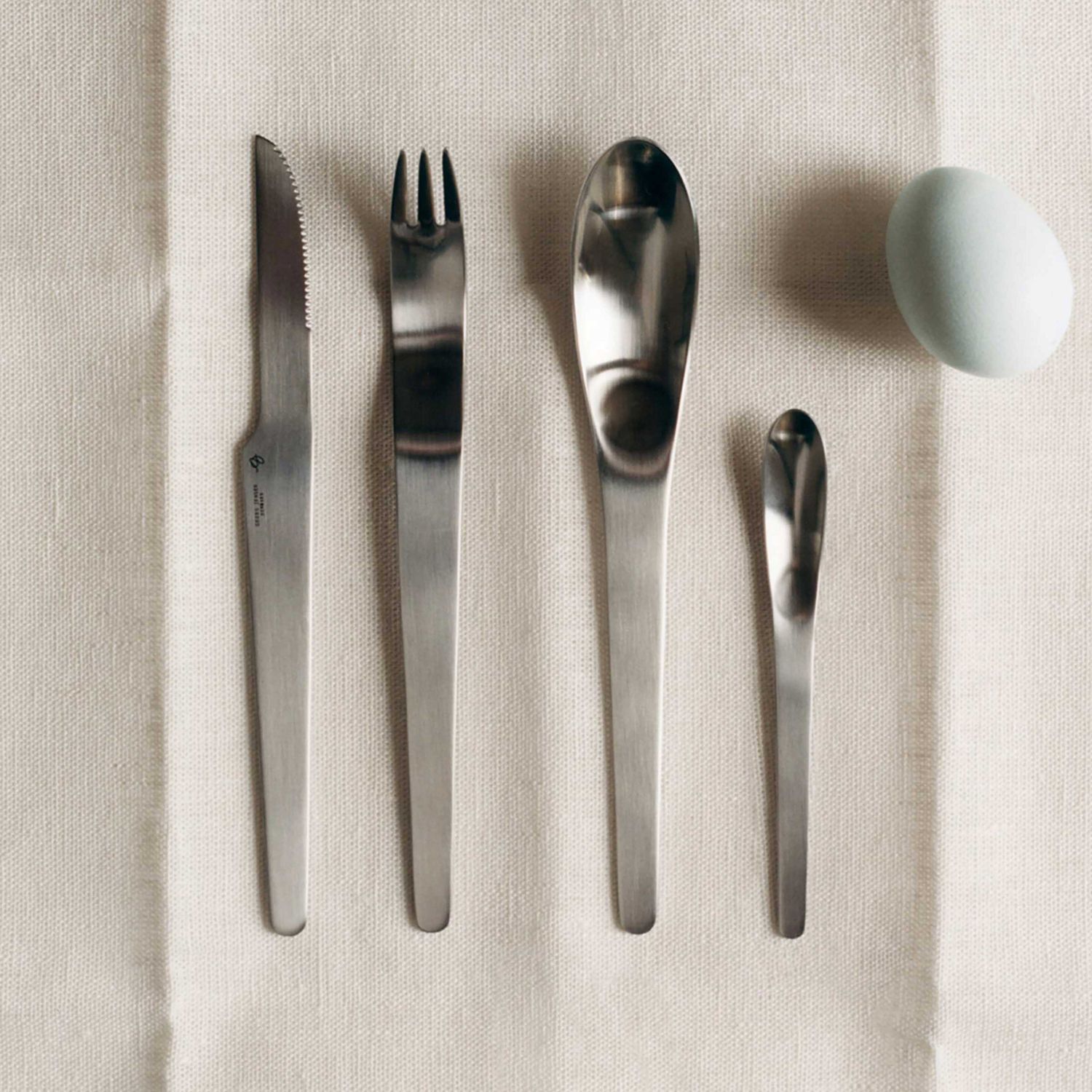George Jensen Arne Jacobsen Cutlery Gift Box 4 Piece Place Setting Matte Stainless Steel 3355504, 5…