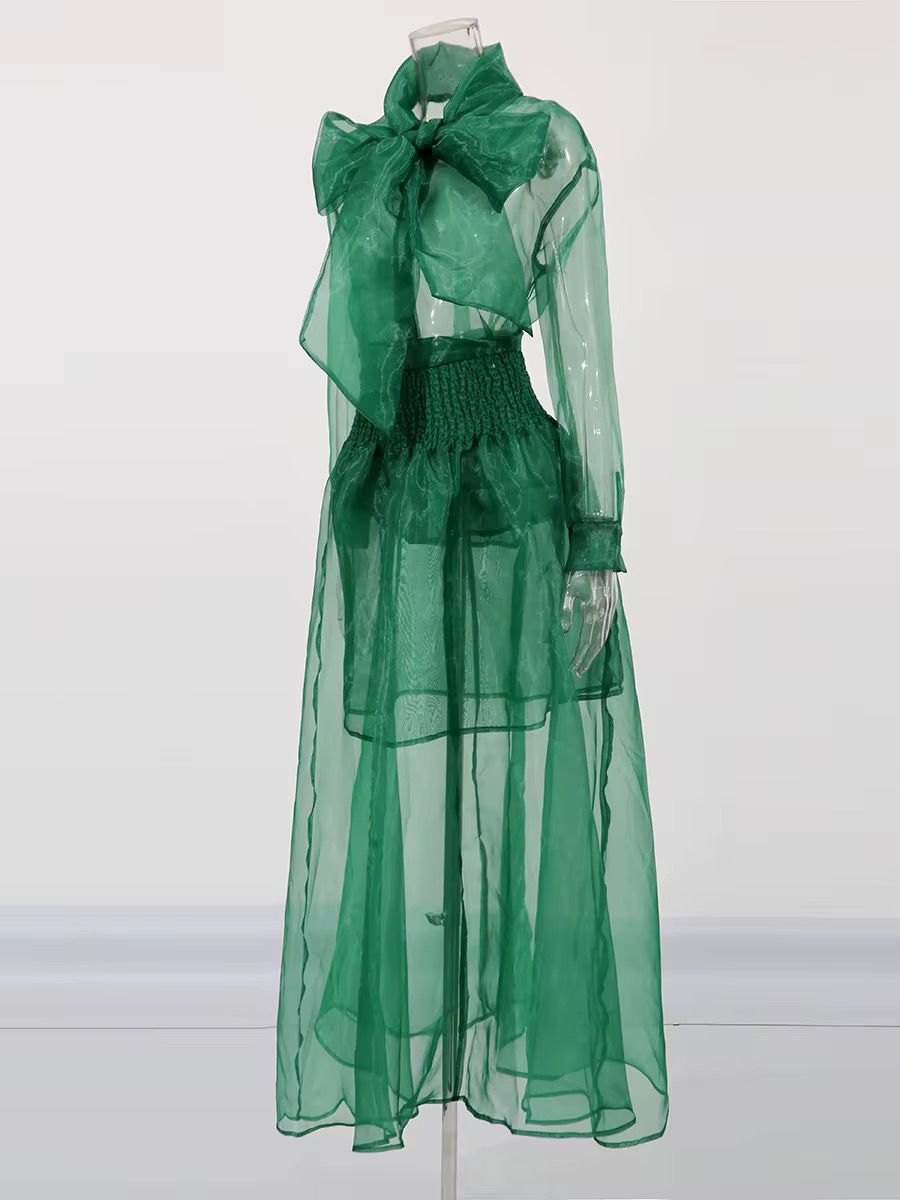 Emerald Organza Set – Two-Piece Elegance