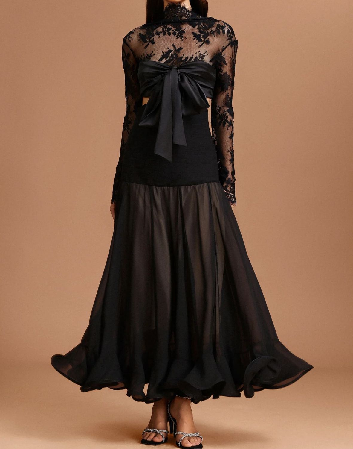 Nocturna – Lace & Chiffon Statement Gown