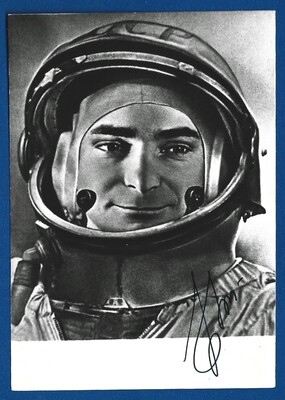 Valery Bykovsky Soviet cosmonaut signed picture