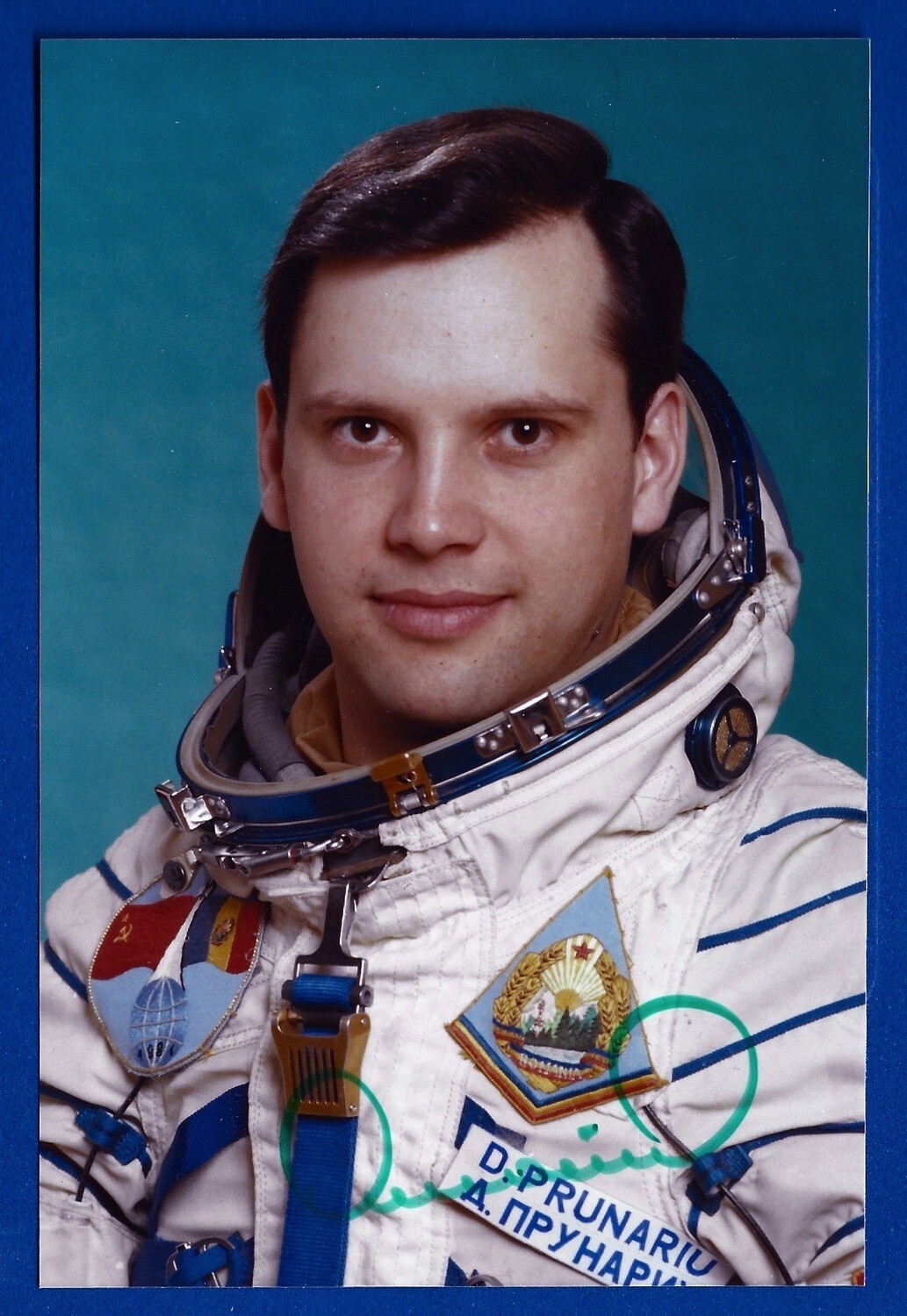 Dumitru Prunariu First Romanian astronaut signed picture