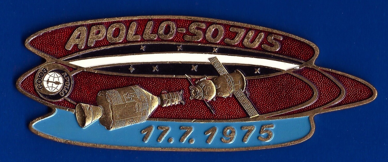 Apollo-Soyuz pin