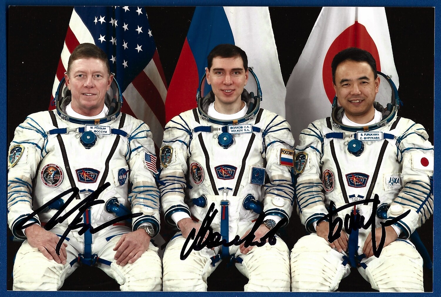 2011 Soyuz TMA-02M crew signed picture
