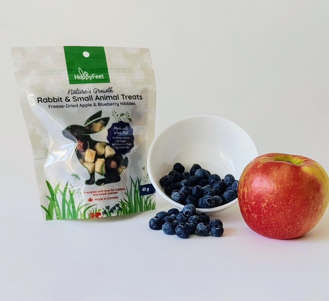 Made In Canada🍁All Natural Crunchy, Tasty Freeze Dried Apple and Blueberry Nibbles