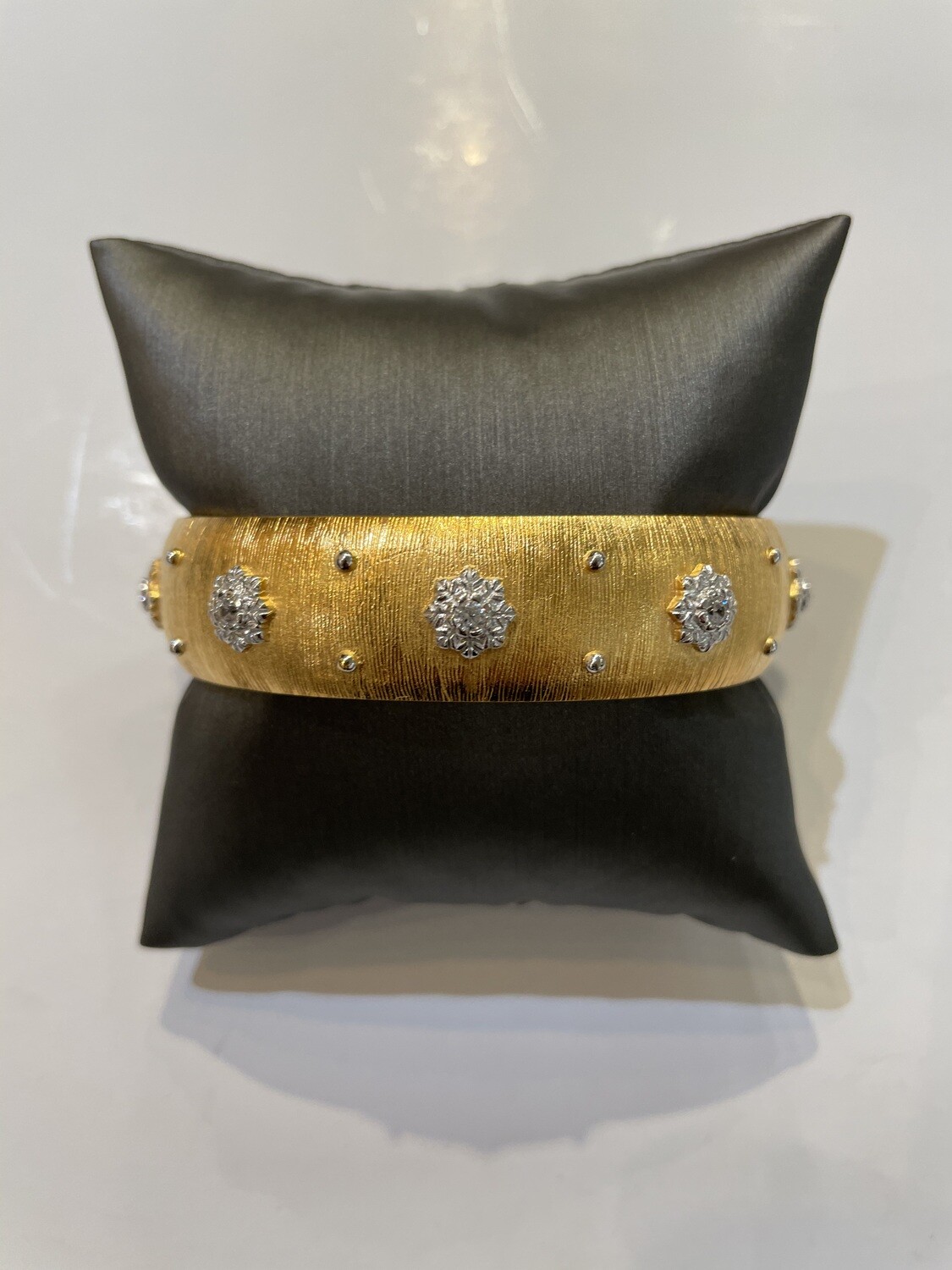 Bracelet Cuff Bucc #2