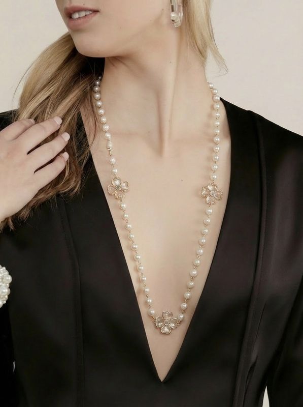 Necklace Flowers