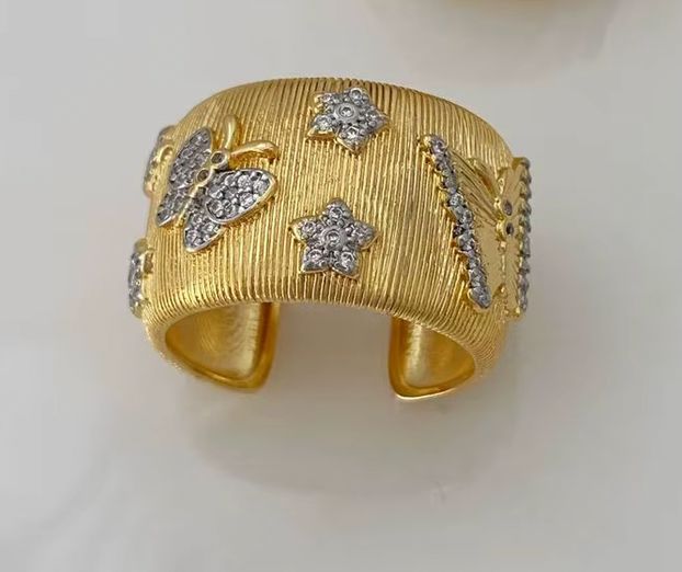 Ring Butterfly adjustable