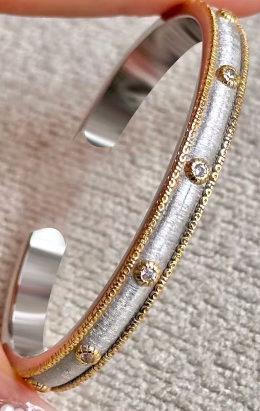 Bracelet Cuff Aosta