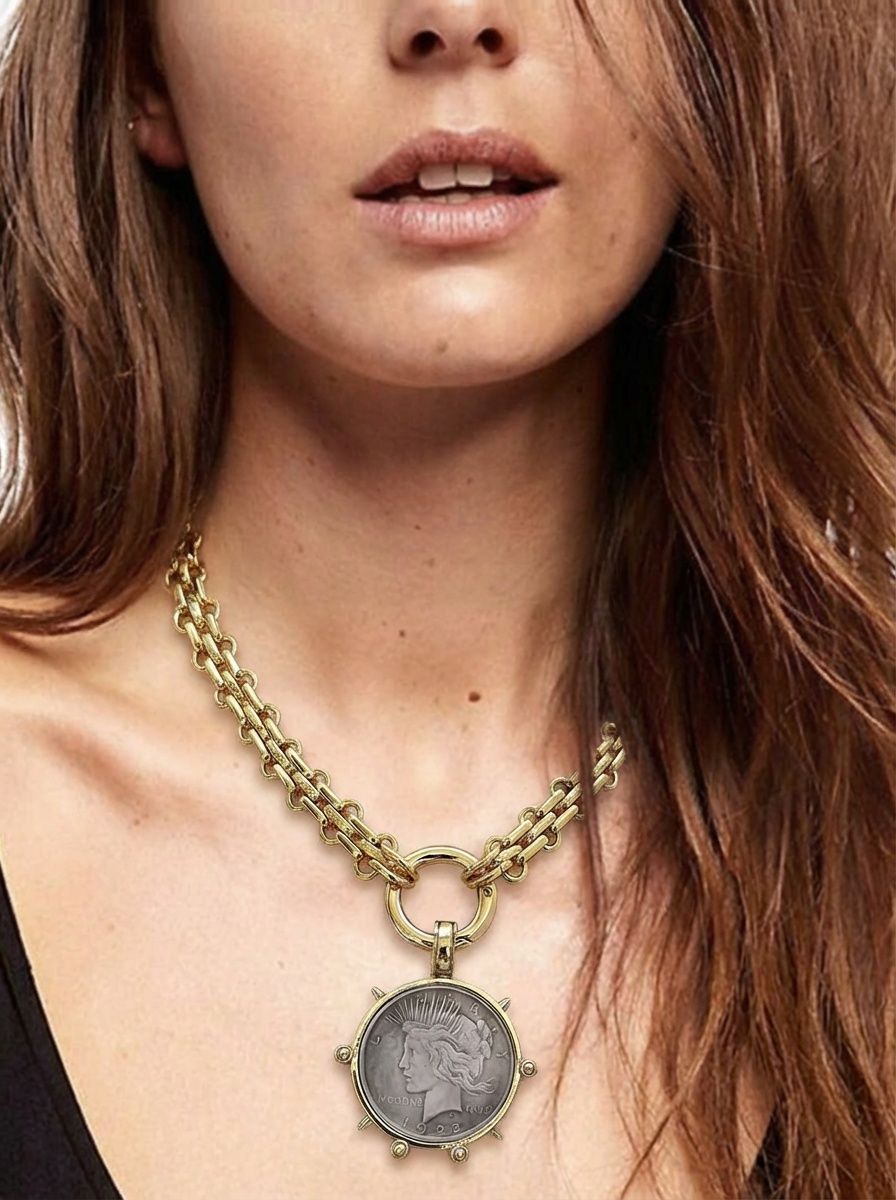 Necklace Medallion Lady Liberty