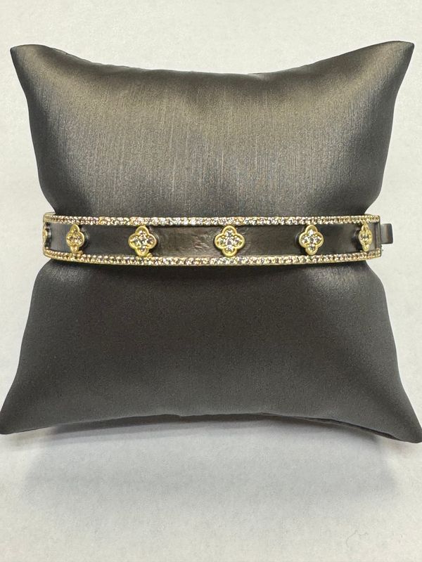Bracelet 1098B