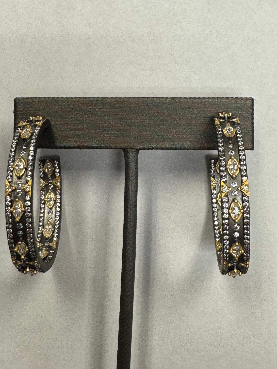 Earrings 7530E