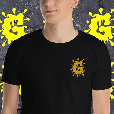 Embroidered front Goo G logo 