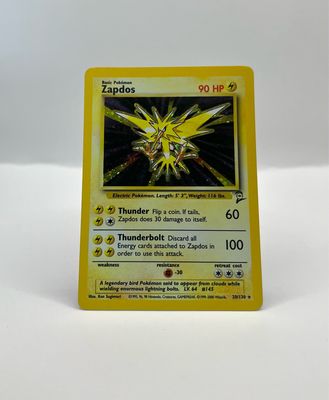 20/130 Zapdos Light Play Holo