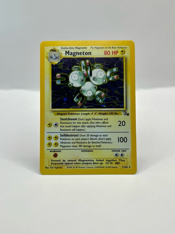 11/62 Magneton Near Mint Holo