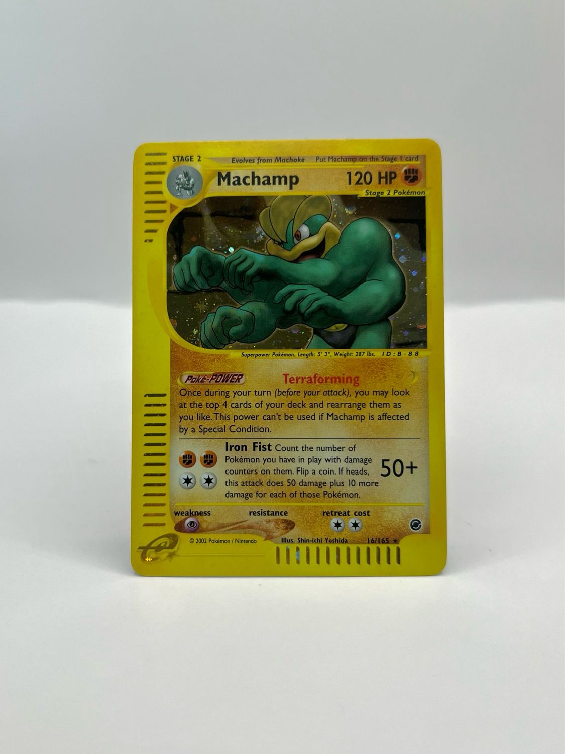 16/165 Machamp Near Mint Holo