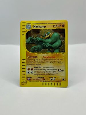 16/165 Machamp Near Mint Holo