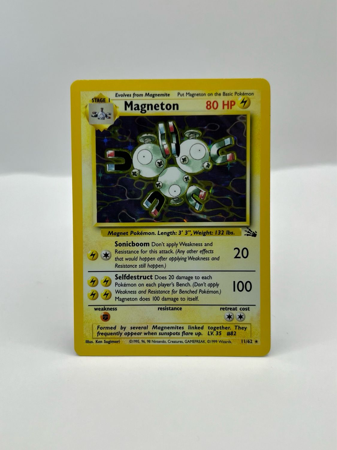 11/62 Magneton Near Mint Holo