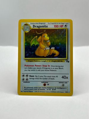 4/62 Dragonite Light Play Holo