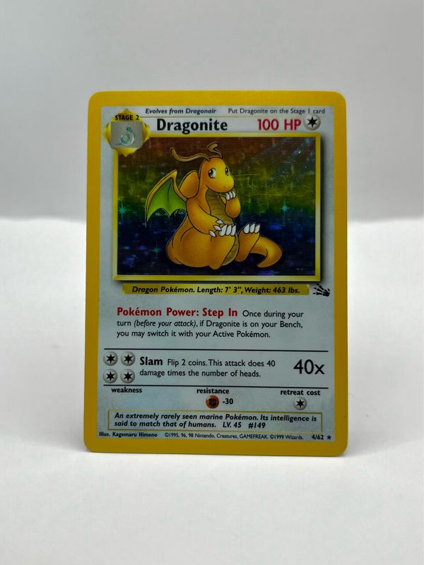 4/62 Dragonite Light Play Holo
