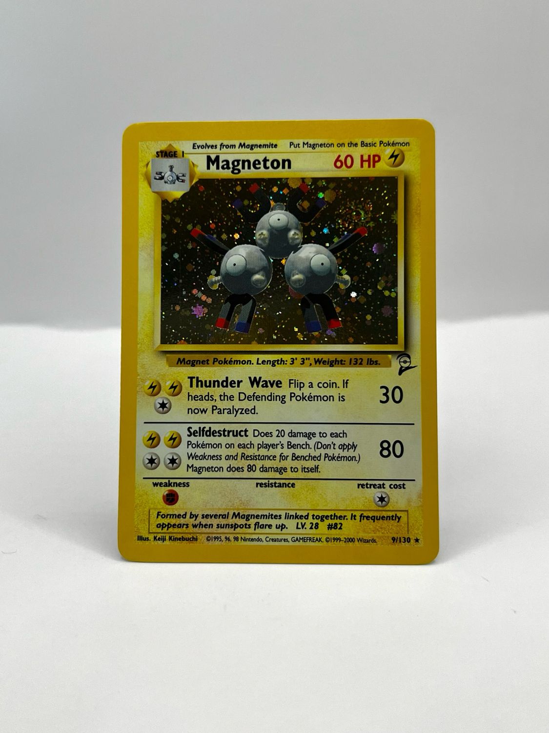 9/130 Magneton Near Mint Holo