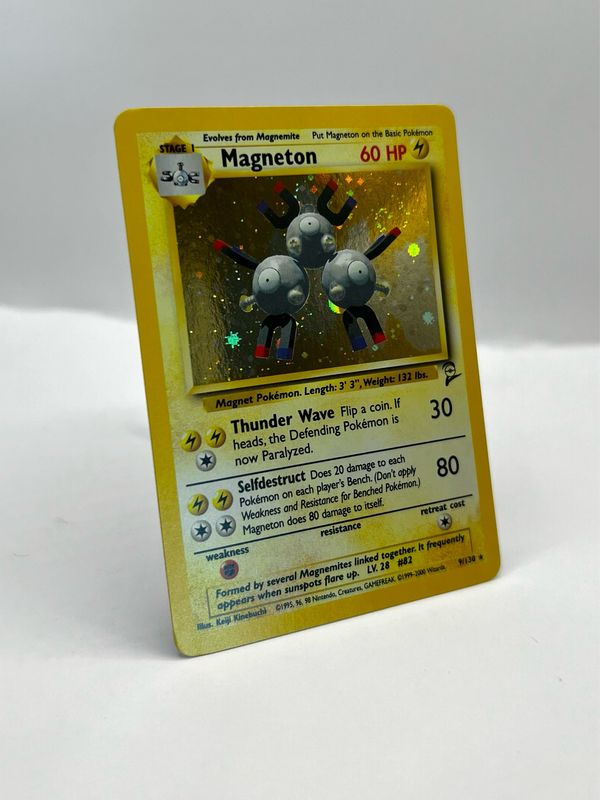 9/130 Magneton Near Mint Holo