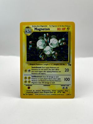 11/62 Magneton Near Mint Holo
