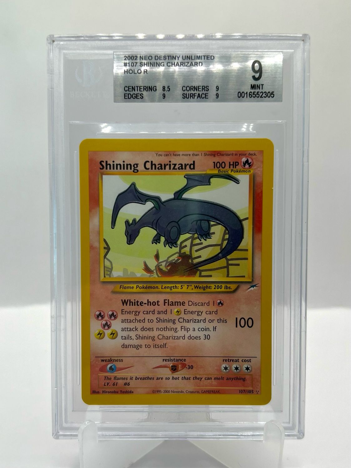 107/105 Shining Charizard BGS 9