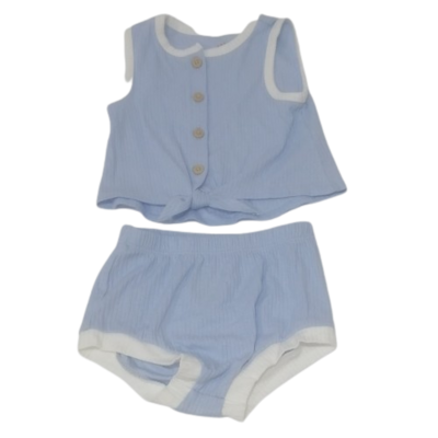 Conjunto celeste de niña