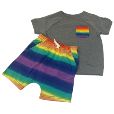 Conjunto de Niño Short Arcoíris