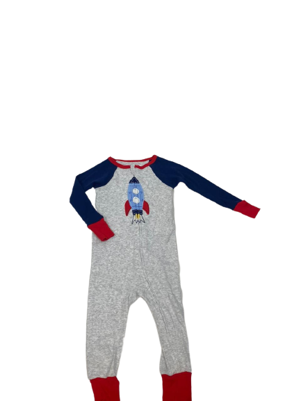 Pijama de bebe crece