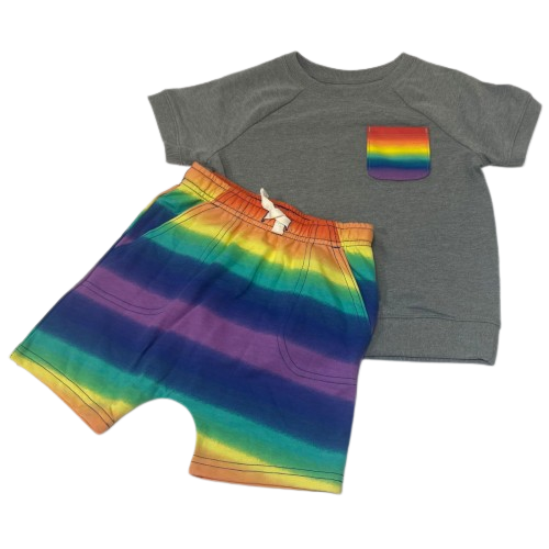 Conjunto de Niño Short Arcoíris