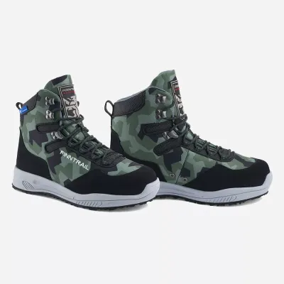 Wading boots