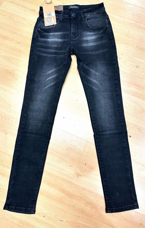 Jeans slim élasthane noir avec délavage