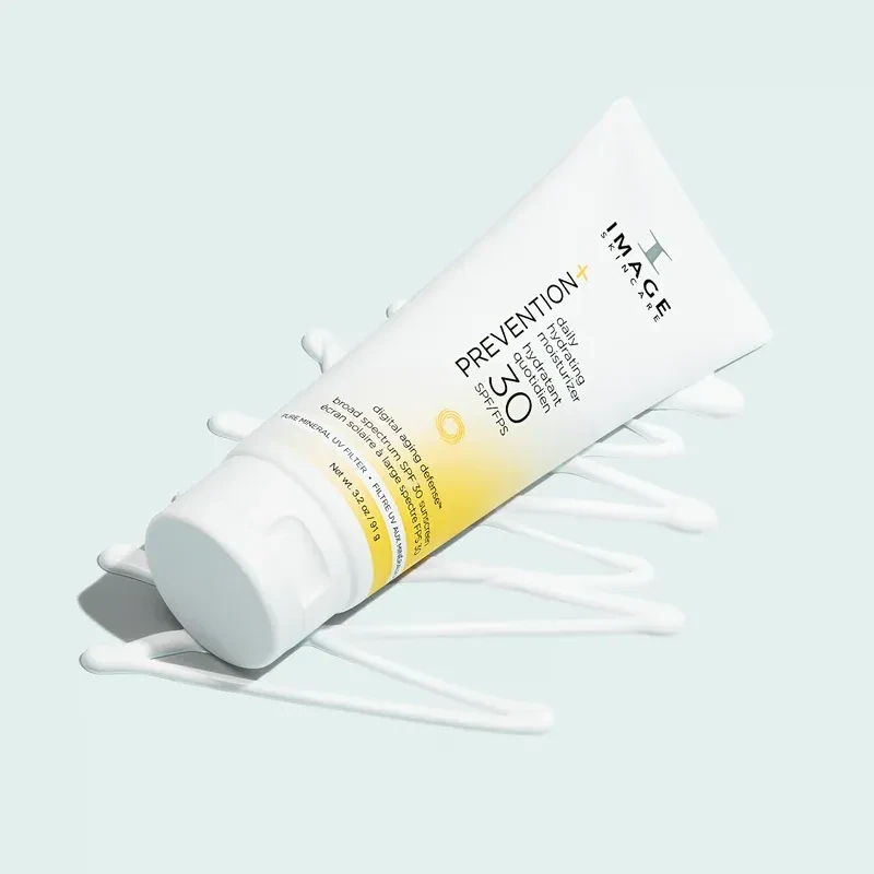 PREVENTION+ daily hydrating moisturizer SPF 30+