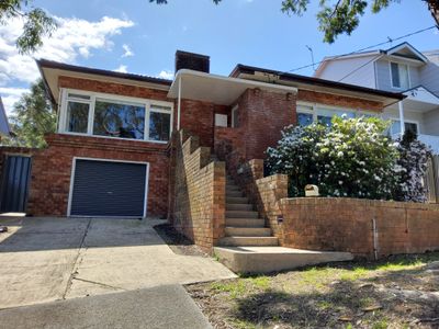 8 Walter Street, Mangerton