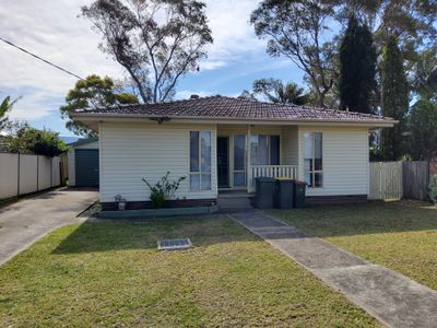 66 Bambil Crescent, Dapto
