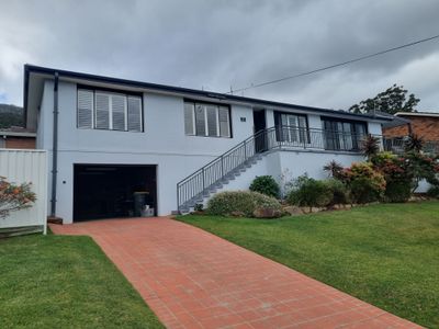 5 Kanangra Drive, Thirroul