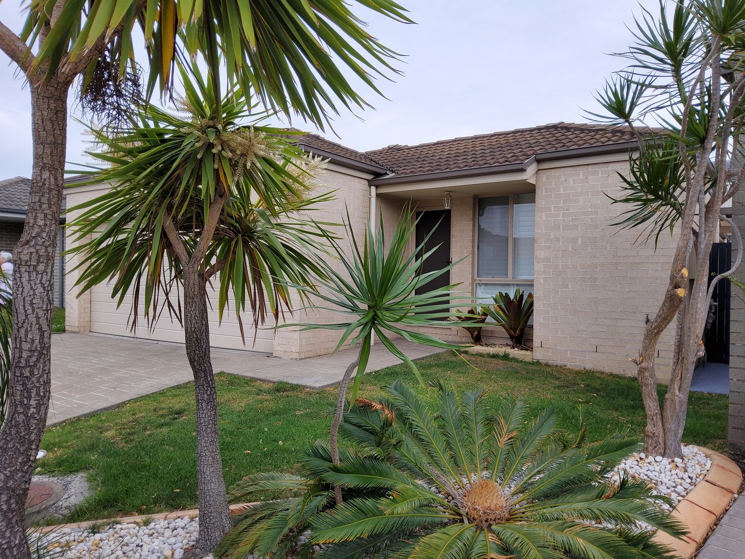 8 Silkwood Road, Woonona