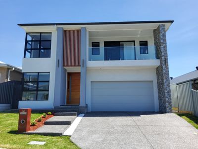 12 Springvale Street, Stream Hill 12 Springvale Street, Stream Hill