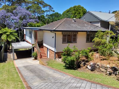 11 Cudgee Crescent, Mount Kembla