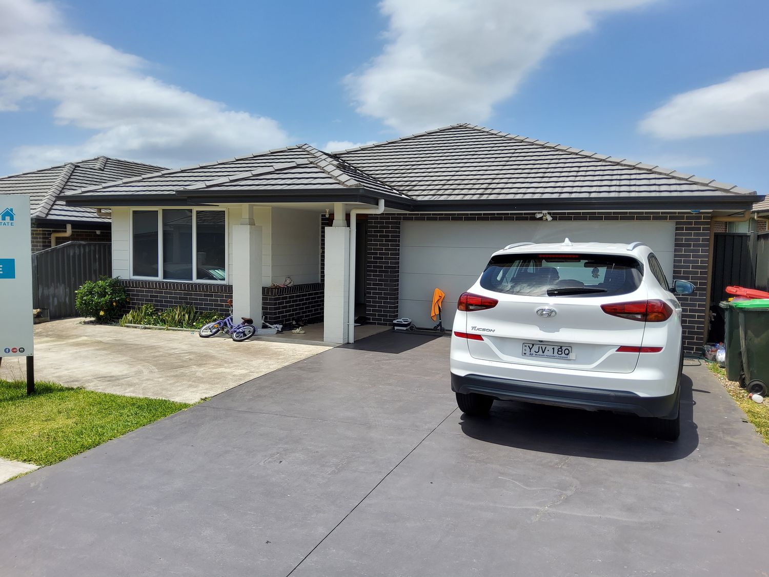 8 Corella Avenue, Horsley 8 Corella Avenue, Horsley