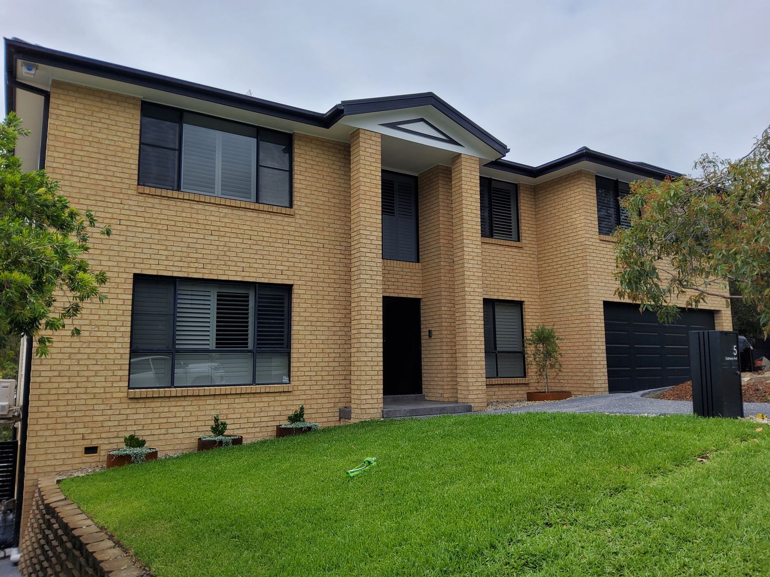 5 Dalmeny Avenue, Figtree 5 Dalmeny Avenue, Figtree