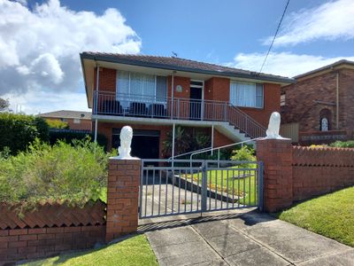 4 Gilgandra Street, Lake Heights