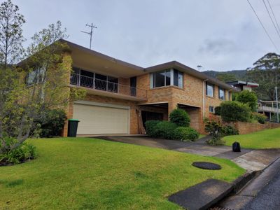 6 Palm Grove, Thirroul