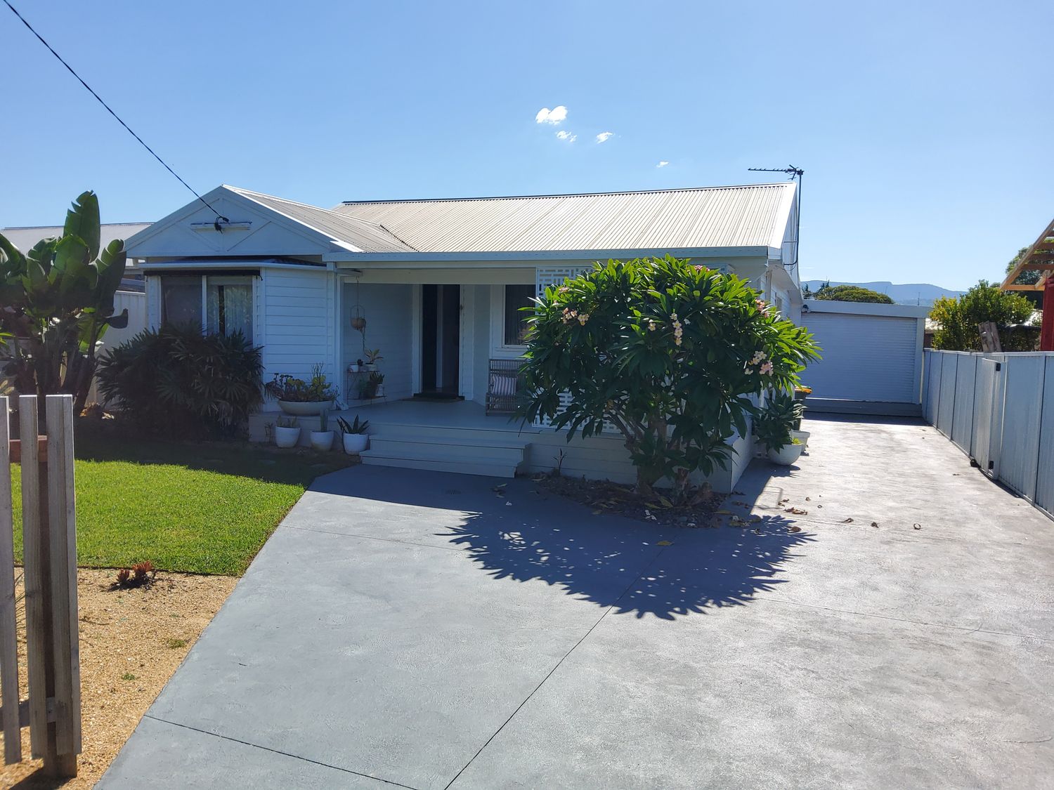 8 Moles Street, Albion Park