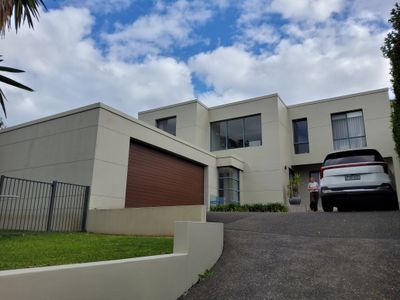 10 Valetta Street, West Wollongong
