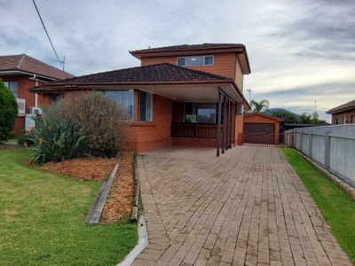 88 Blackman Parade, Unanderra 88 Blackman Parade, Unanderra