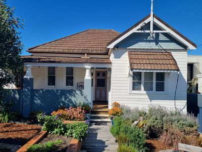 185 Lawrence Hargrave Drive, Thirroul 185 Lawrence Hargrave Drive, Thirroul